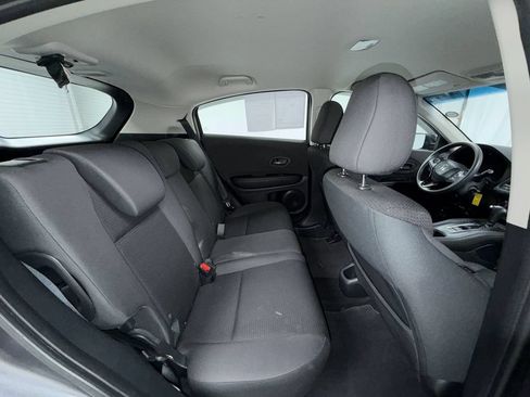 Used 2021 Honda HR-V LX image 17