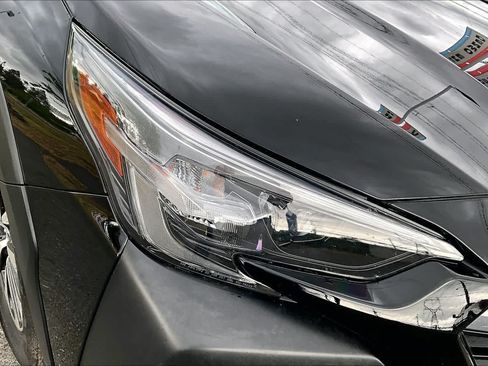 Used 2024 Subaru Outback Premium AWD/4WD image 31
