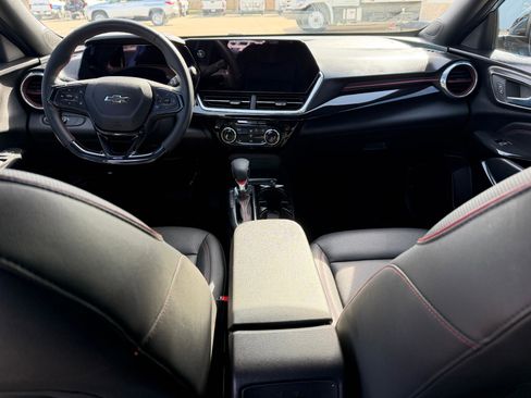 Used 2024 Chevrolet Trax RS w/ Driver Confidence Package image 22