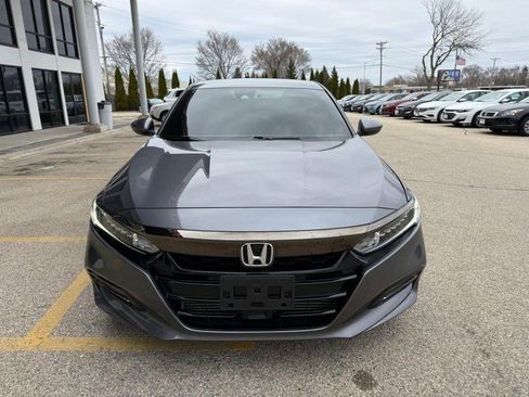 Used 2018 Honda Accord Sport image 4