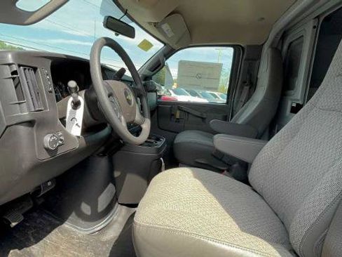 Used 2024 Chevrolet Express 3500 w/ Power Convenience Package RWD image 20