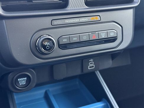 New 2025 Ford Maverick XLT image 56