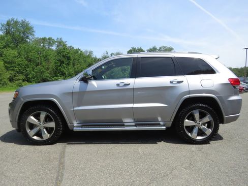 Used 2014 Jeep Grand Cherokee Overland w/ Advanced Technology Group AWD/4WD image 8