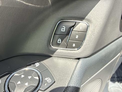 Used 2024 Ford Expedition Max XLT RWD image 25