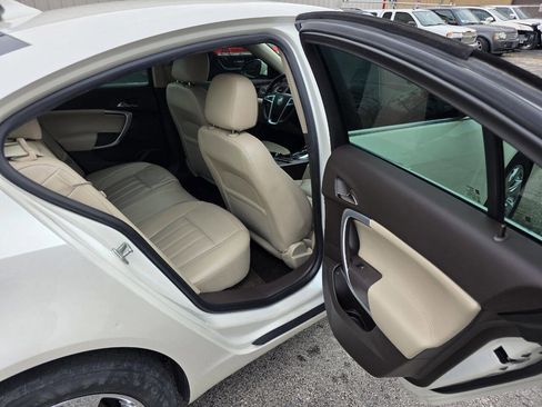 Used 2013 Buick Regal Premium image 10