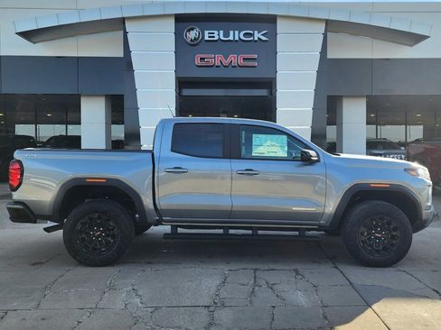 New 2026 GMC Canyon Elevation w/ Convenience Package image 3