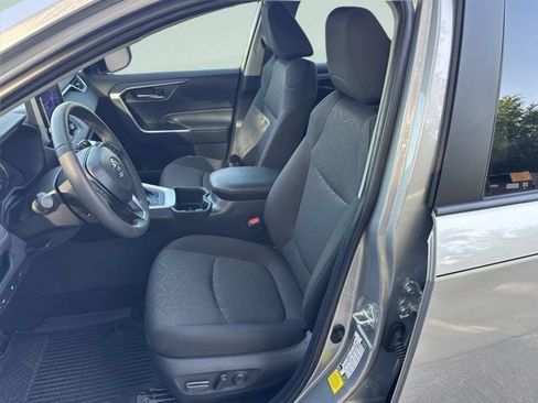Used 2023 Toyota RAV4 XLE w/ Convenience Package AWD/4WD image 21