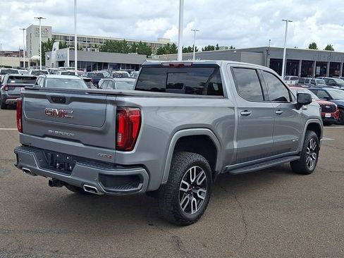 Used 2023 GMC Sierra 1500 AT4 w/ Technology Package AWD/4WD image 6