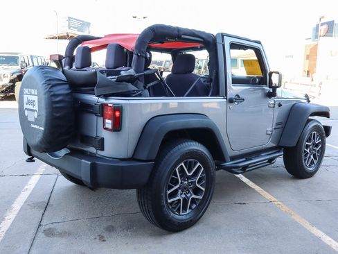 Used 2015 Jeep Wrangler Sport image 5