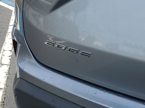 Used 2020 Ford Edge Titanium w/ Equipment Group 301A image 14