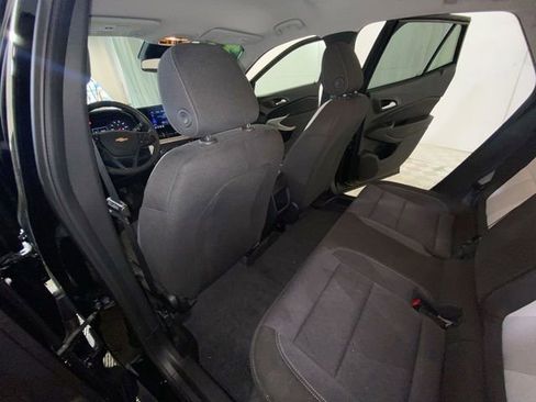 Used 2024 Chevrolet Trax LS FWD image 29