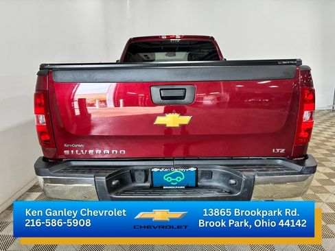 Used 2013 Chevrolet Silverado 3500 LTZ AWD/4WD image 5