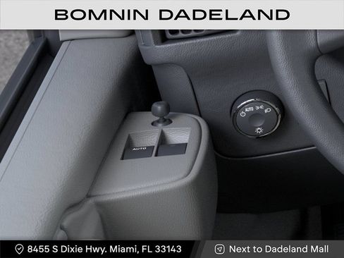 New 2026 Chevrolet Express 3500 LT w/ LT Preferred Equipment Group RWD image 22