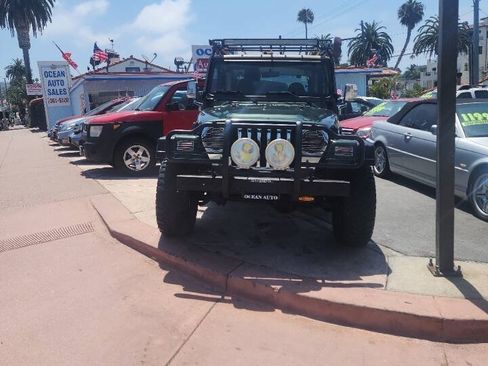 Used 1998 Jeep Wrangler Sahara AWD/4WD image 22