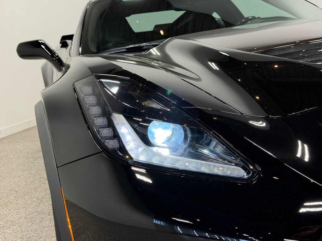 Used 2019 Chevrolet Corvette Z06 RWD image 4