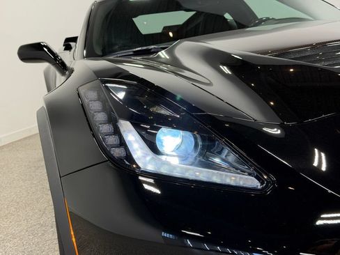 Used 2019 Chevrolet Corvette Z06 RWD image 4