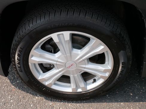 Used 2017 GMC Terrain SLT w/ Open Road Package AWD/4WD image 15