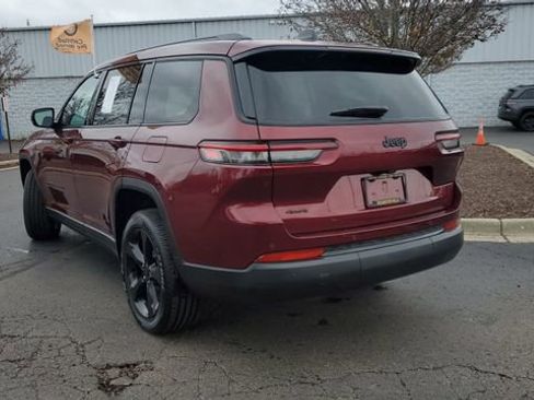 Certified 2024 Jeep Grand Cherokee L Altitude image 2