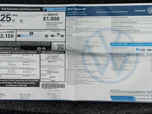 Used 2024 Volkswagen Tiguan SE w/ Panoramic Sunroof Package image 50