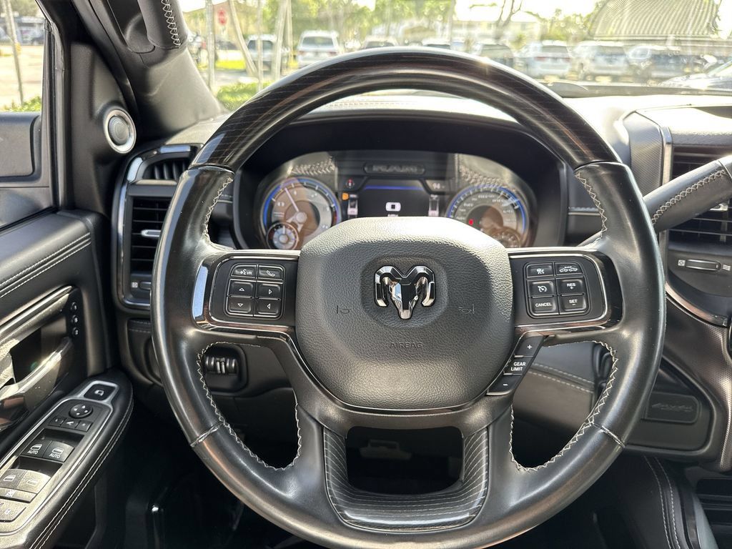Used 2022 RAM 2500 Limited AWD/4WD image 45