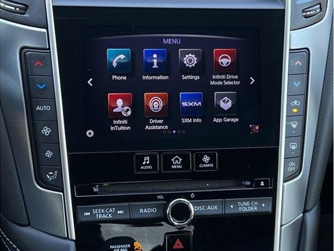 Used 2019 INFINITI Q60 3.0t Luxe RWD image 14