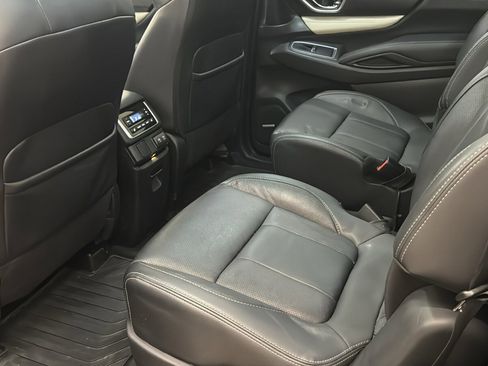 Used 2020 Subaru Ascent Limited w/ Technology Package image 29
