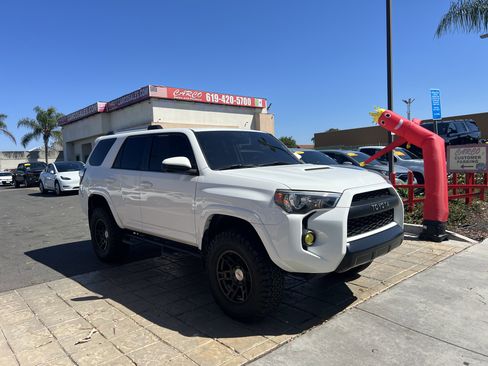 Used 2016 Toyota 4Runner Trail image 2