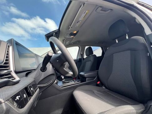 Certified 2025 Kia Sportage LX AWD/4WD image 18