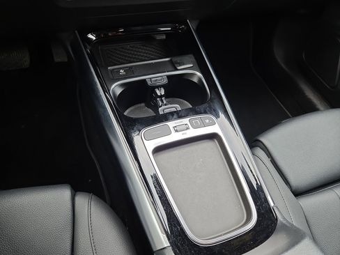 Used 2025 Mercedes-Benz GLA 250 image 22