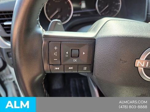 Used 2025 Nissan Rogue SV FWD image 22