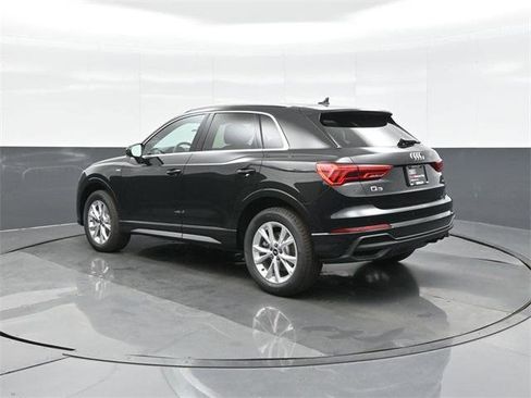 New 2025 Audi Q3 2.0T Premium image 5