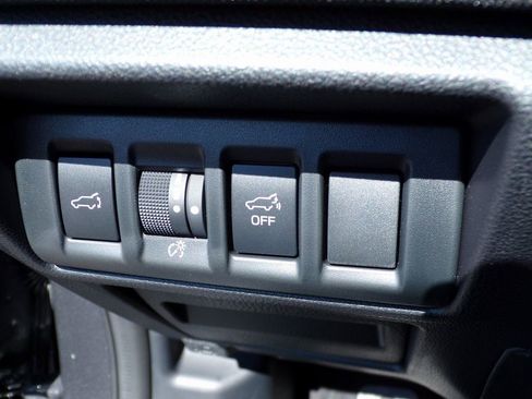 Certified 2025 Subaru Outback Premium image 24