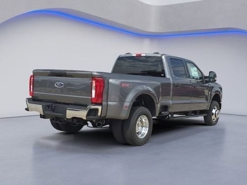 New 2026 Ford F350 XLT image 2