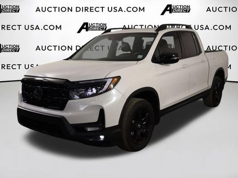 Used 2025 Honda Ridgeline Black Edition image 1