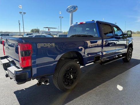 New 2026 Ford F350 Lariat w/ Black Appearance Package image 6
