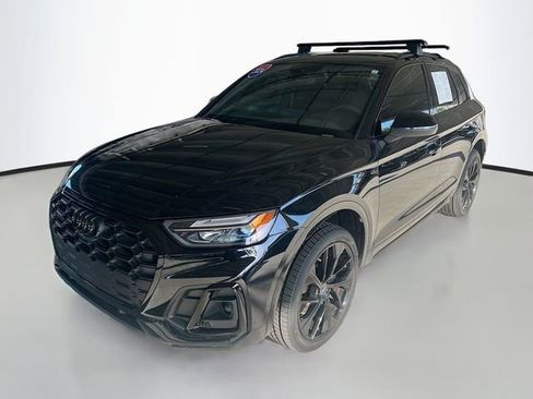 Used 2024 Audi SQ5 Premium Plus w/ Premium Plus Package image 4