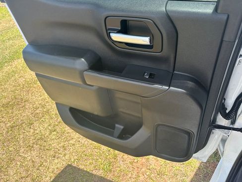 Used 2021 Chevrolet Silverado 1500 Custom RWD image 21