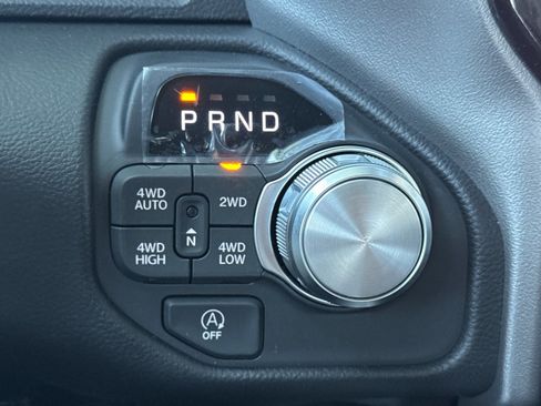 New 2026 RAM 1500 Laramie AWD/4WD image 20