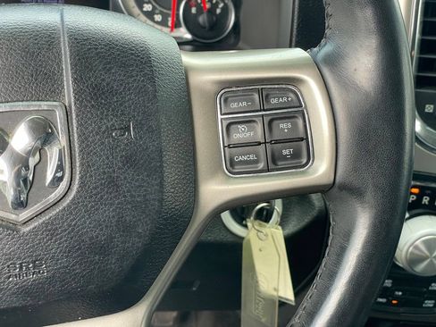 Used 2017 RAM 1500 Laramie AWD/4WD image 19