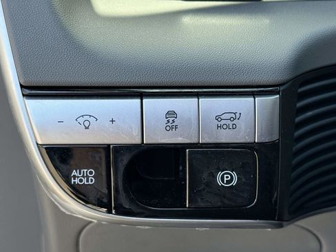 Used 2024 Hyundai Ioniq 5 SEL RWD image 30