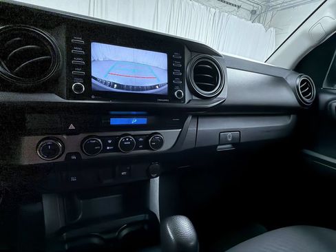 Used 2021 Toyota Tacoma SR AWD/4WD image 20