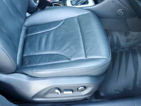 Used 2018 Audi Q3 2.0T Premium image 20