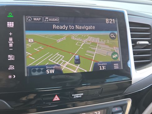 Used 2016 Honda Pilot Touring image 26