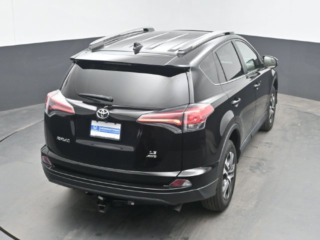 Used 2018 Toyota RAV4 LE w/ All Weather Liner Package AWD/4WD image 24