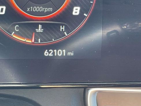 Used 2024 Hyundai Elantra SEL FWD image 20
