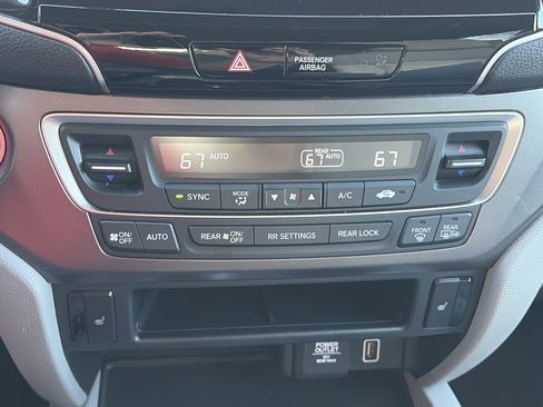 Used 2021 Honda Pilot EX-L image 36