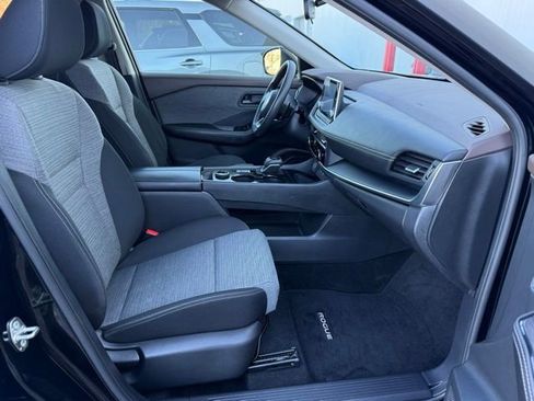 Used 2021 Nissan Rogue S image 27