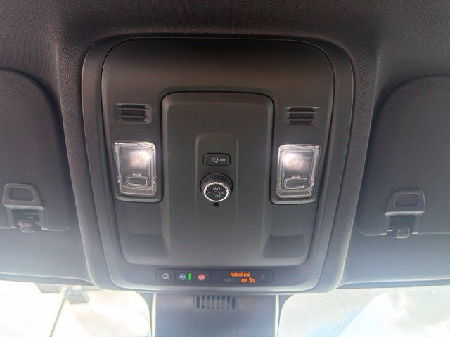 Used 2025 Chevrolet Tahoe LT AWD/4WD image 23
