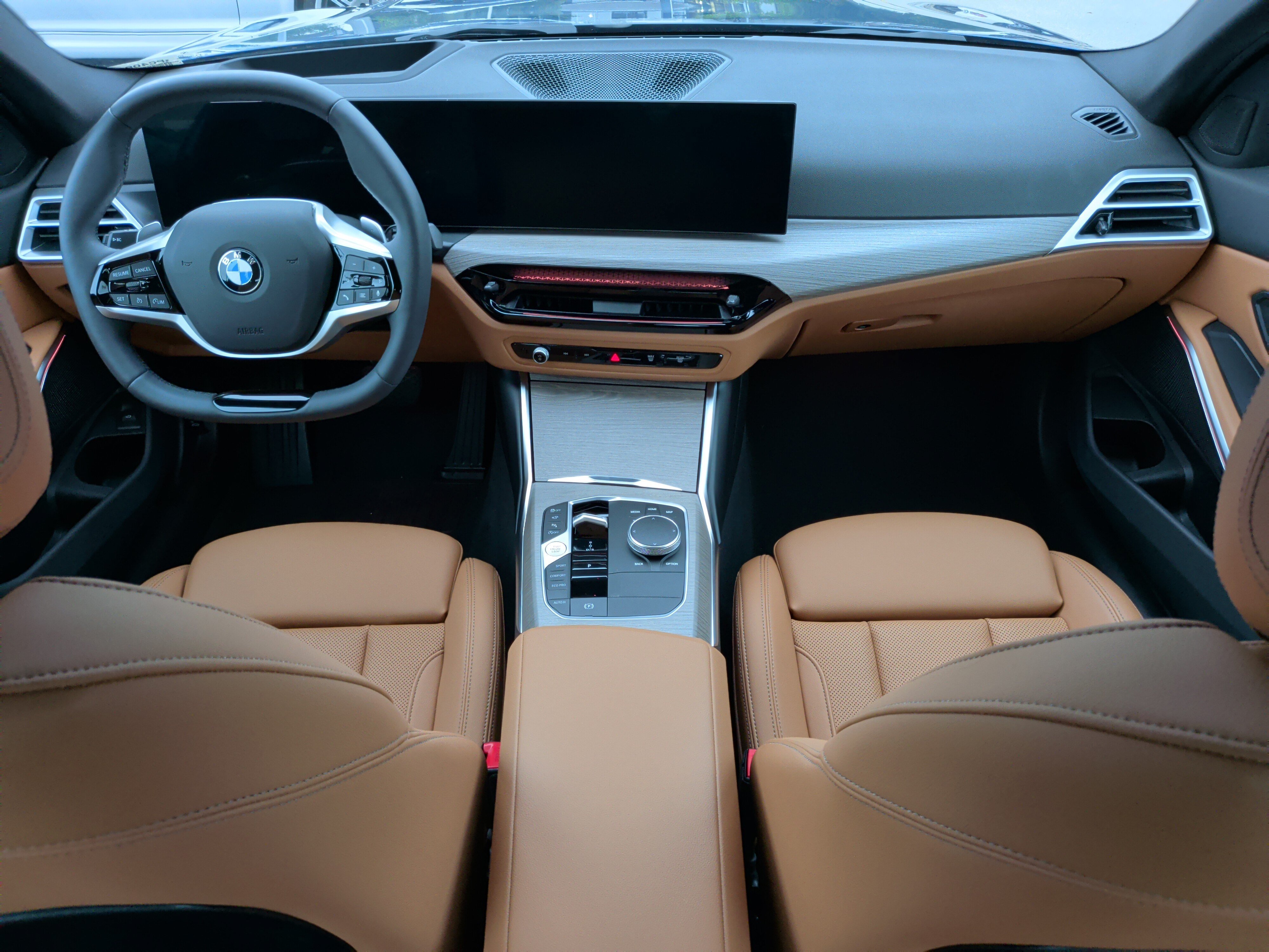 Used 2025 BMW 330i Sedan RWD image 31