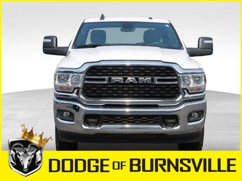 Used 2024 RAM 2500 Big Horn AWD/4WD image 2